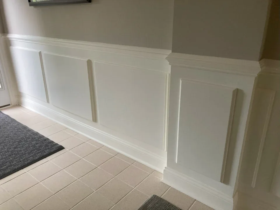 Wainscoting installers
